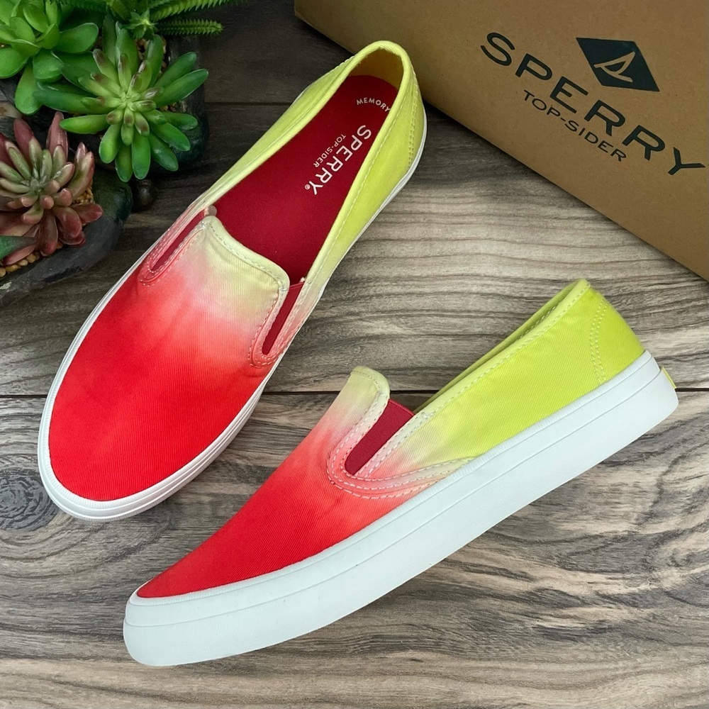 NIB Sperry Seaside Dip Dye Slip On Canvas Sneaker